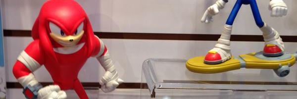 UPDATE: Sonic Boom Shoes, Trading Cards, Shadow, Metal Sonic & More Spotted at Toy Fair 2015